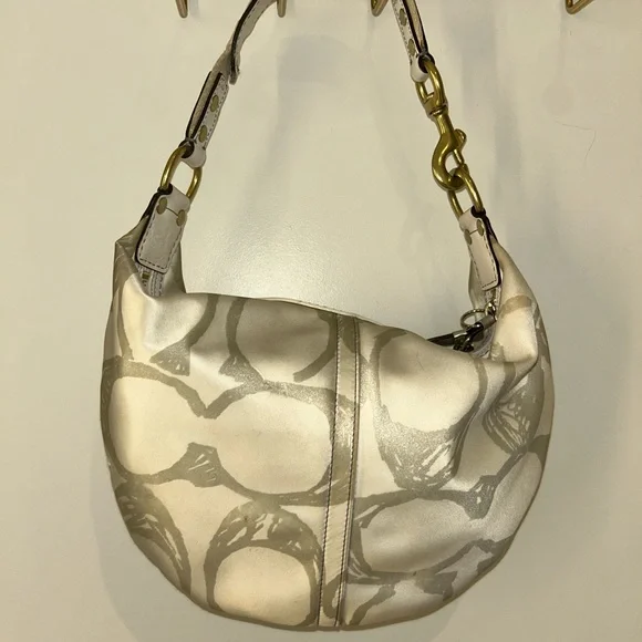 Coach Hobo Purse - Picture 2 of 7